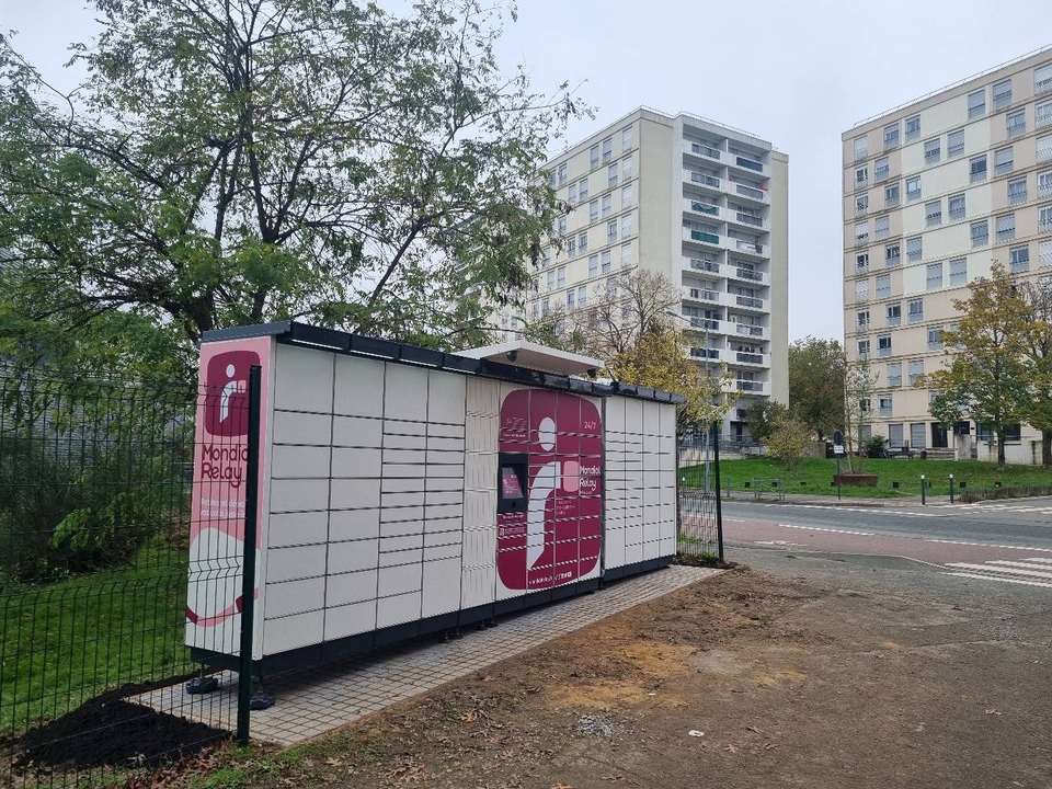 Locker 24/7 Crous Cite U Belle Beille Angers, 8 8/10 Boulevard Victor Beaussier, 49000 Angers