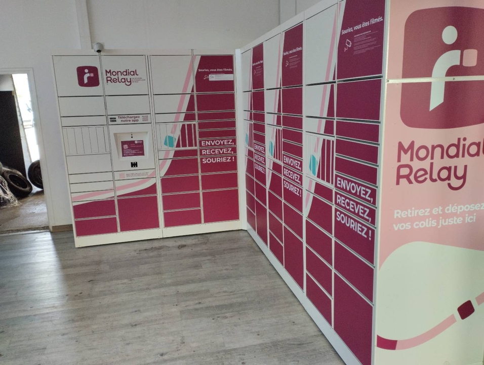 Locker Pneumacy 92600 Asnières-Sur-Seine, 25 25 Rue Gilbert Rousset, 92600 Asnières-sur-Seine