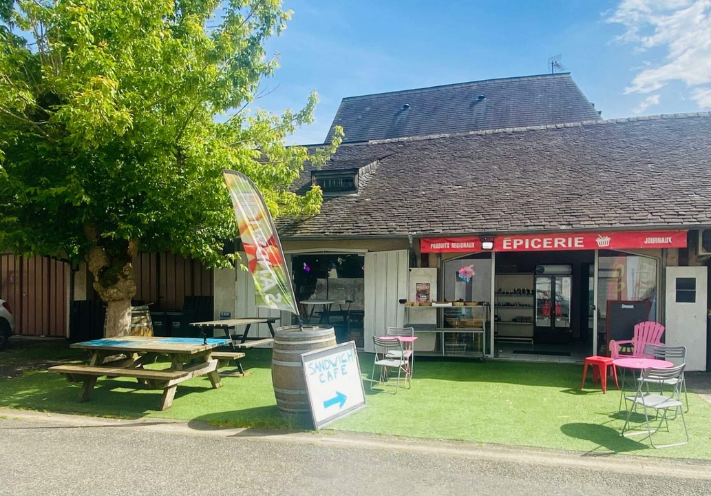 Chez Tono, 2 TER Rue des Ecoles, 64400 Gurmencon