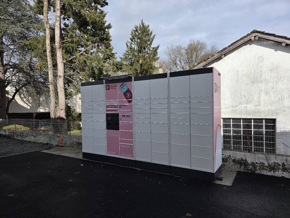 Locker 24/7 E. Leclerc Drive, 598 598 Les Chaumes Nord, 24600 Ribérac