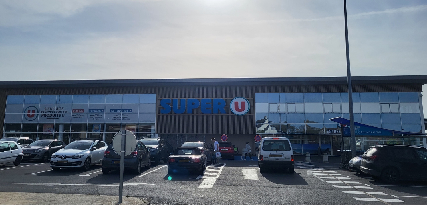 Super U, 7 Rue du Vieux Chemin, 50440 La Hague