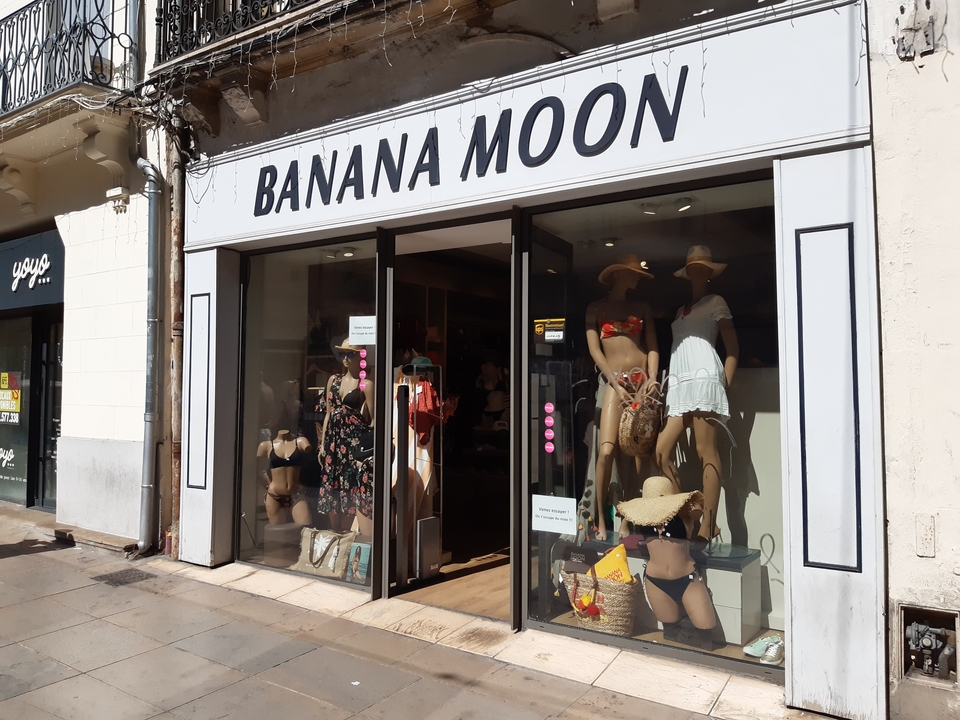 Baignade Interdite (banana Moon), 9 Boulevard du Jeu de Paume, 34000 Montpellier