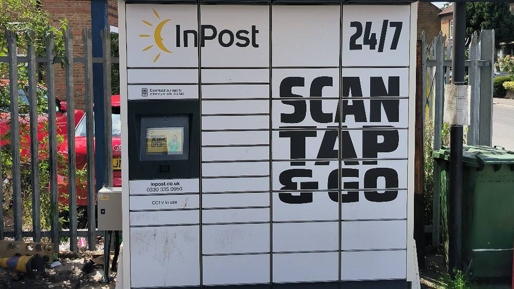 Foto del casillero de InPost: InPost UK00009747