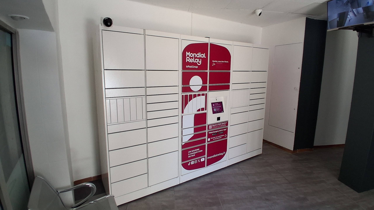 Locker 24/7 Siphale Alimentation 06000 Nice, 24 24 Rue Châteauneuf, 06000 Nice