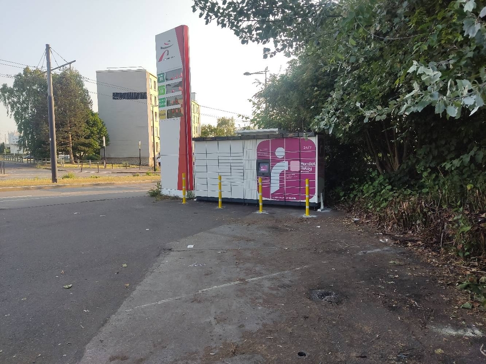 Locker 24/7 Intermarché Verlaine 76610 Le Havre, Avenue Paul Verlaine, 76610 Le Havre