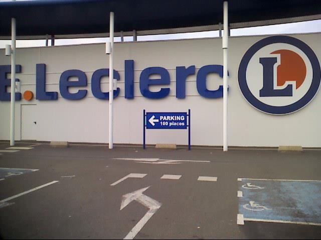 E.leclerc, Route de Rennes, 35133 Lecousse