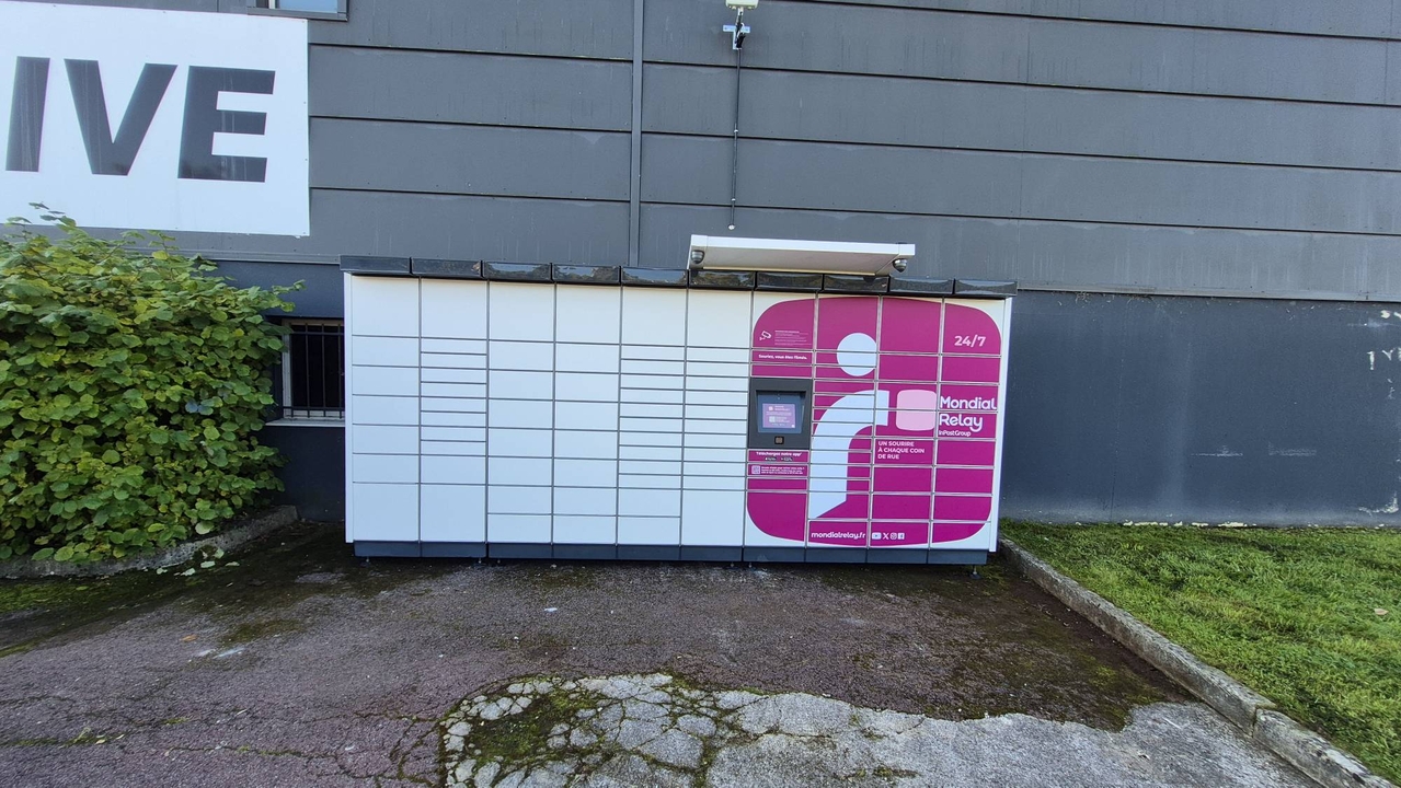 Locker 24/7 Intermarche, 49 49-51 Avenue de Villiers, 77580 Crécy-la-Chapelle