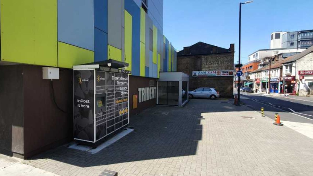 InPost's photo of the locker: InPost UK00019625