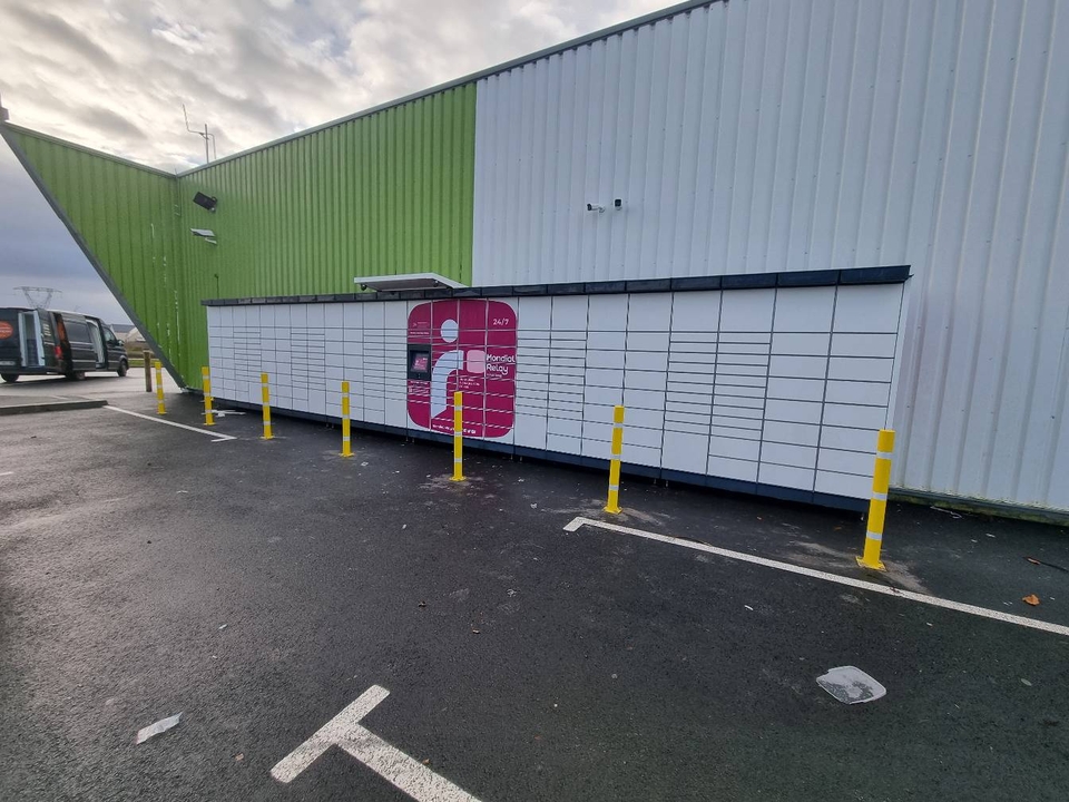 Locker 24/7 Carrefour Contact 14680 Bretteville-Sur-Laize, D23, 14680 Bretteville-sur-Laize