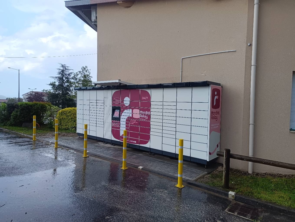 Locker 24/7 Pom'cerise Primeurs Champdieu, 66 66 Rue de la Scierie, 42600 Champdieu