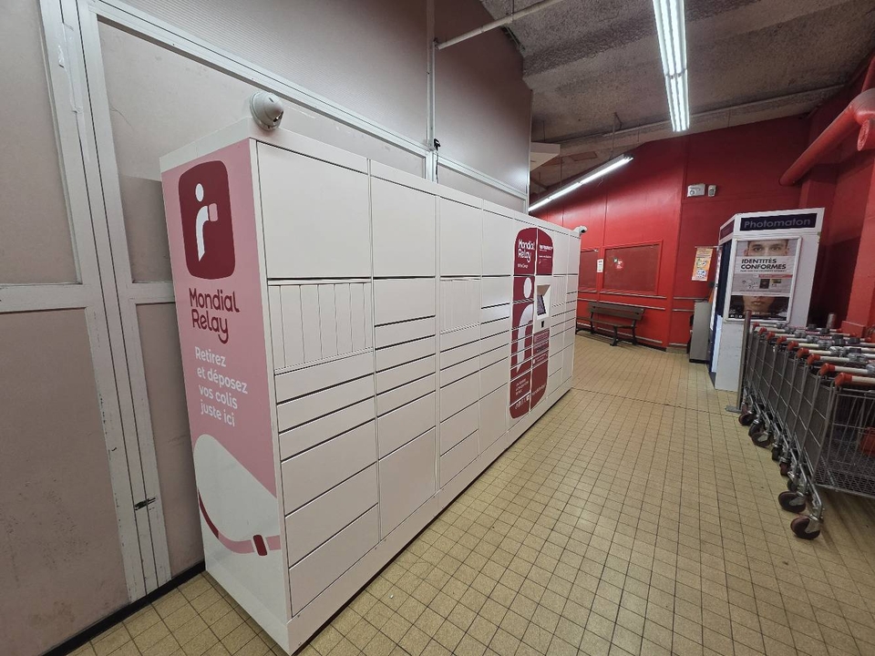 Locker Auchan, 44 44 Avenue Foch, 06140 Vence