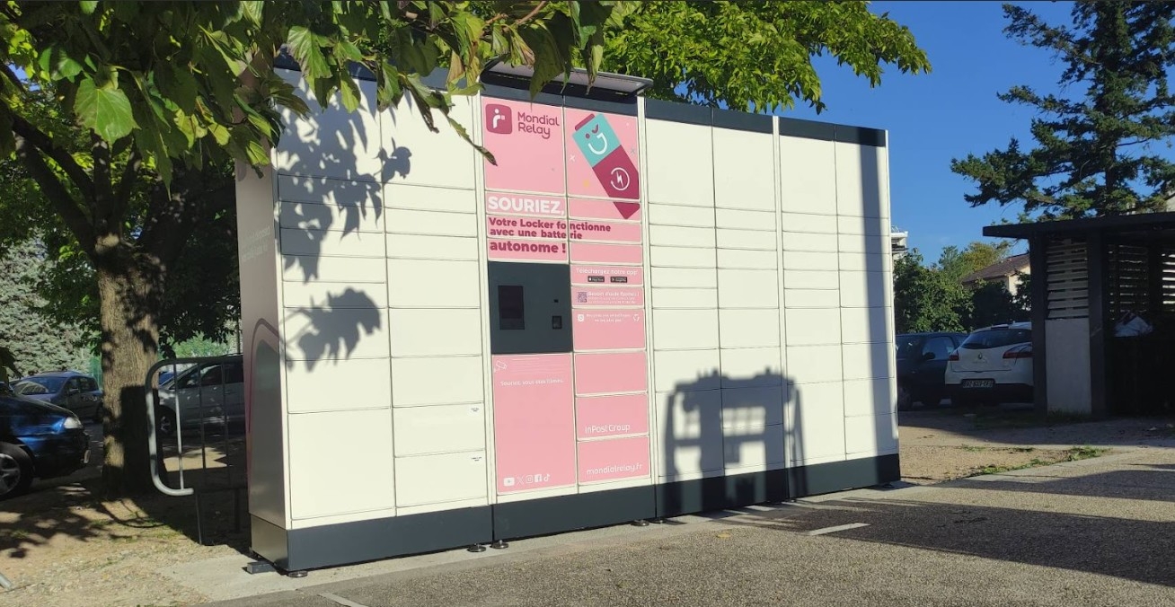 Locker Residence Hautes Roches 24/7, 151 151 Rue des Martyrs de la Libération, 69310 Oullins-Pierre-Bénite
