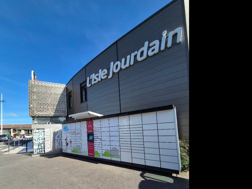 Locker 24/7 Super U l Isle Jourdain, Route de Toulouse, 32600 L'Isle-Jourdain