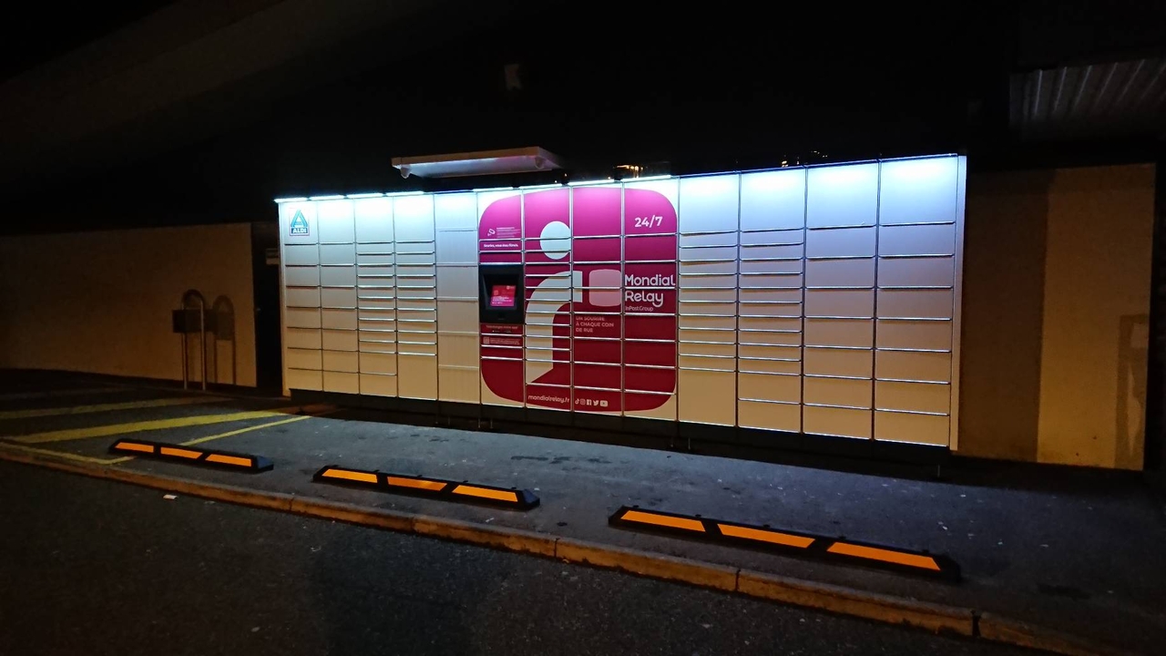 Locker 24/7 Aldi Mourenx, 8 Rue du Maréchal Leclerc, 64150 Mourenx