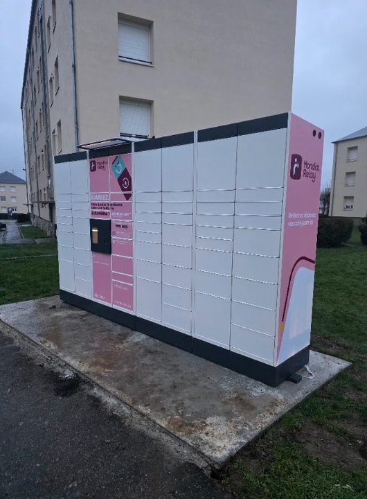 Locker 24/7 Résidence Bretagne RN 26 Rue des Sports, 5 5 Boulevard du Marechal Leclerc, 61300 L'Aigle
