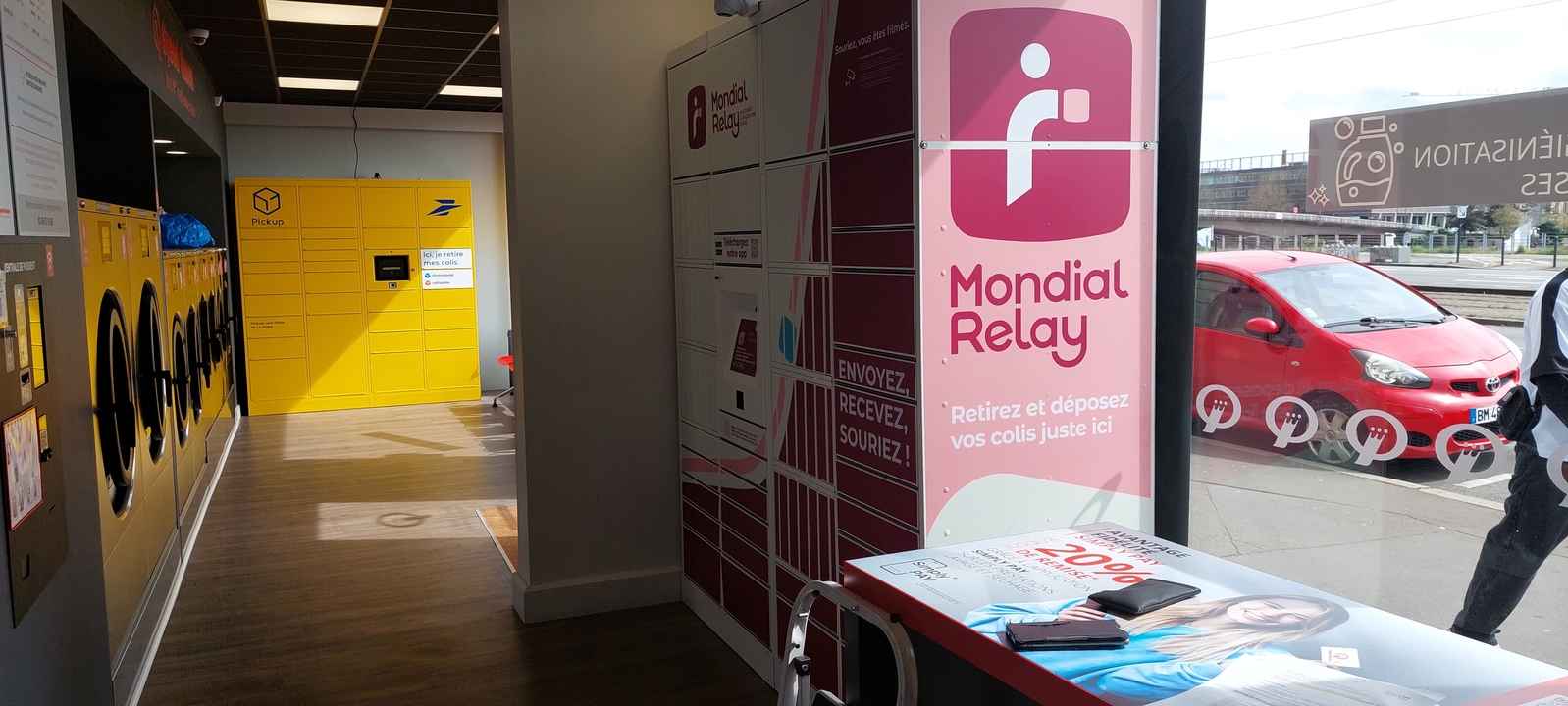 Locker Laverie Speed Queen la Fosse Nantes, 84 84 Quai de la Fosse, 44100 Nantes