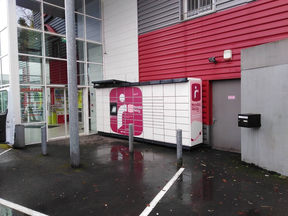 Locker 24/7 Inter St Sornin, 55 55 Avenue du Midi, 19230 Saint-Sornin-Lavolps