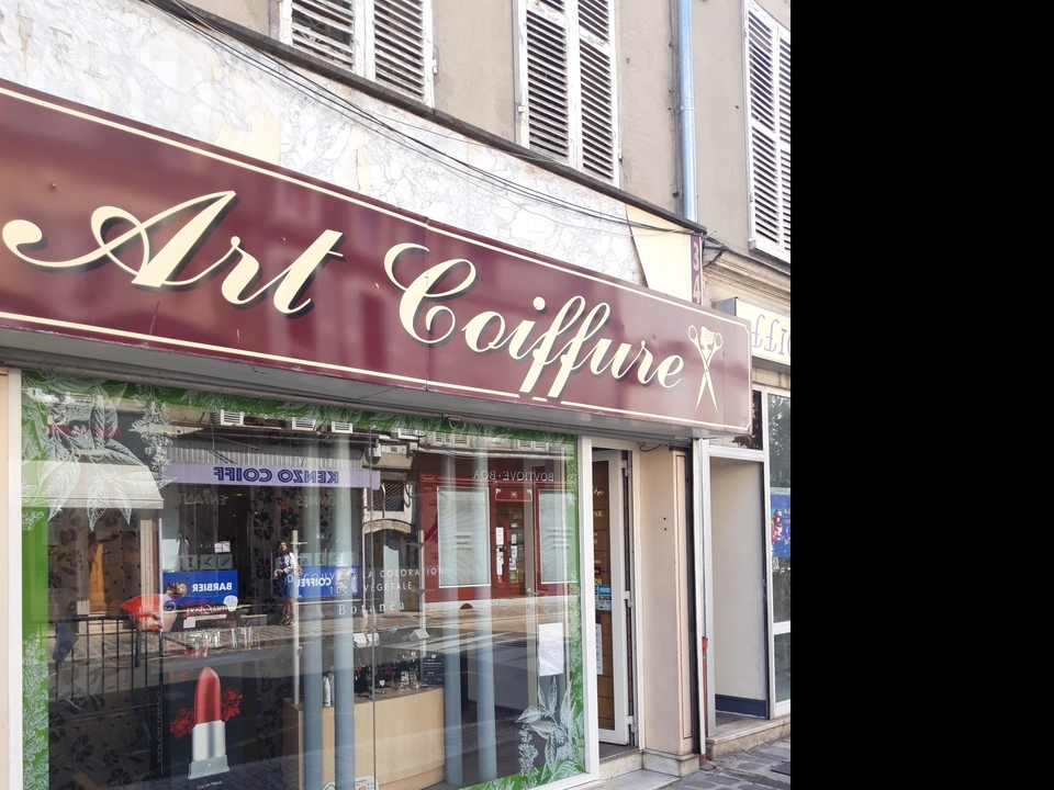 Art Coiffure, 34 Rue Gauthier 1er, 77140 Nemours
