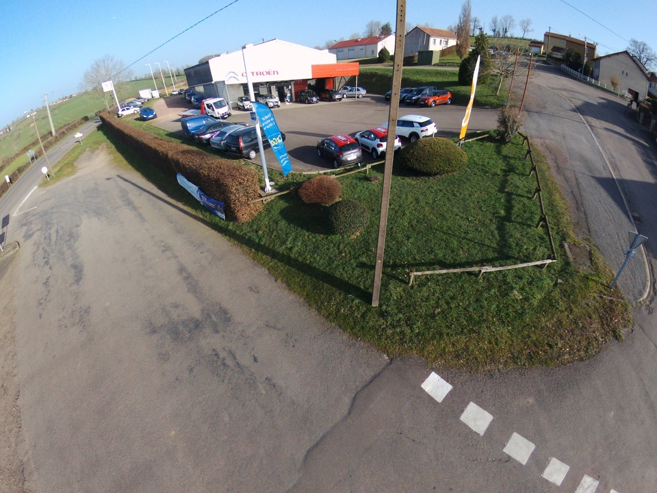 Garage du Brionnais: Citroen, Rue Claude Marie Farnier, 71800 Saint-Christophe-en-Brionnais