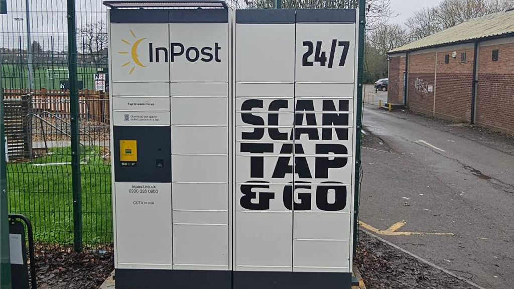 Фото поштомата від InPost: InPost UK00257041