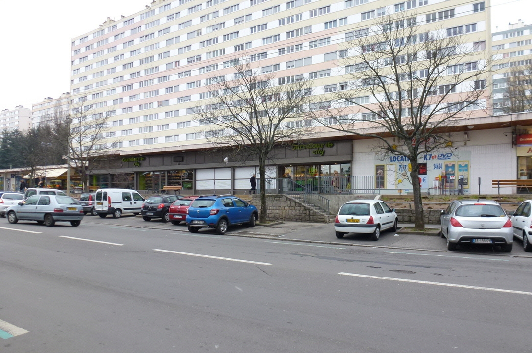 Carrefour City, 52 Boulevard Alexandre de Fraissinette, 42000 Saint-Étienne