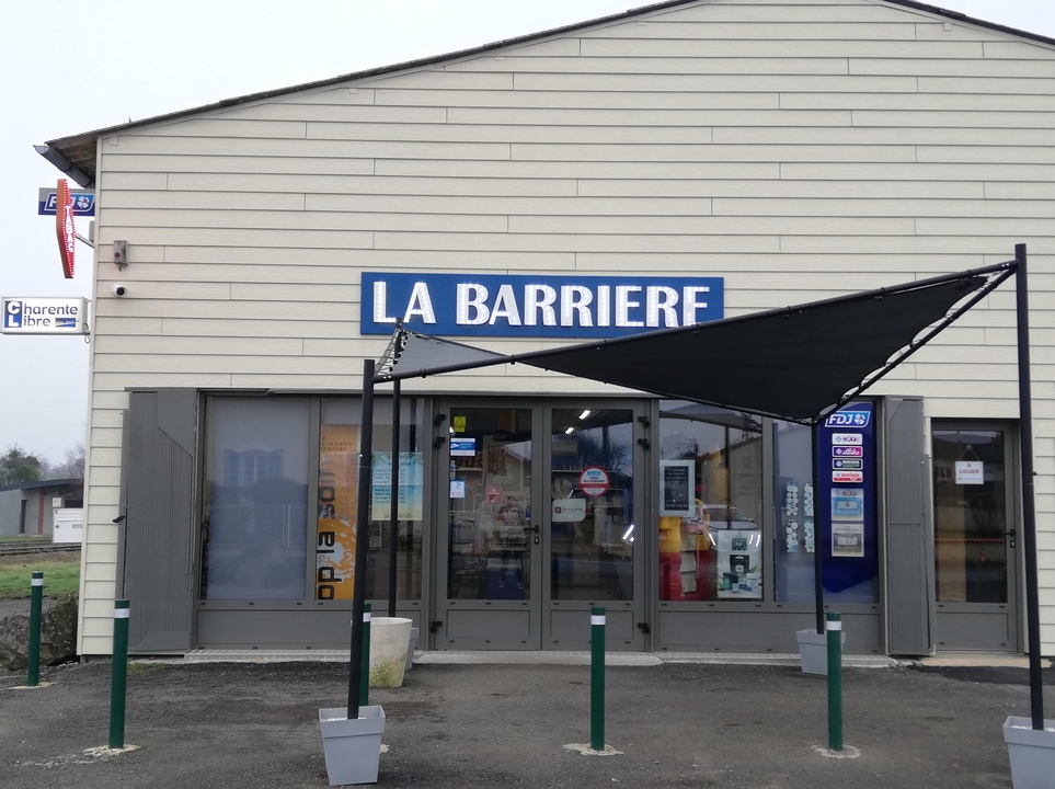 Tabac la Barriere, 48 rue des 4 Vents, 16270 Roumazières-Loubert