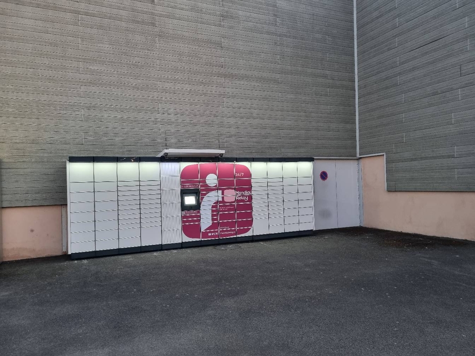 Locker 24/7 Super U Montlouis-, Avenue Victor Laloux, 37270 Montlouis-sur-Loire