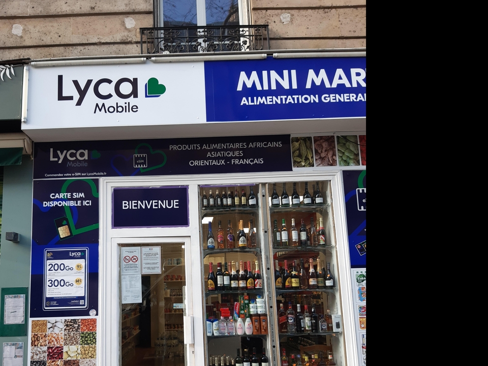 Mini Mart, 75 Avenue Ledru Rollin, 75012 Paris