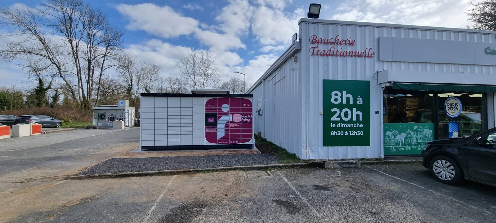 Locker 24/7 Parking 8 à Huit Chenerailles, 7 7 Route d'Aubusson, 23130 Chénérailles
