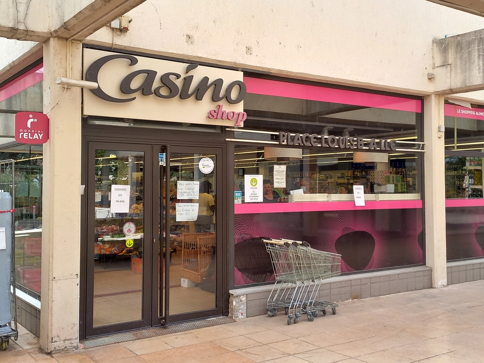 Casino Shop Caluire, 1 place Louis Braille, 69300 Caluire-et-Cuire