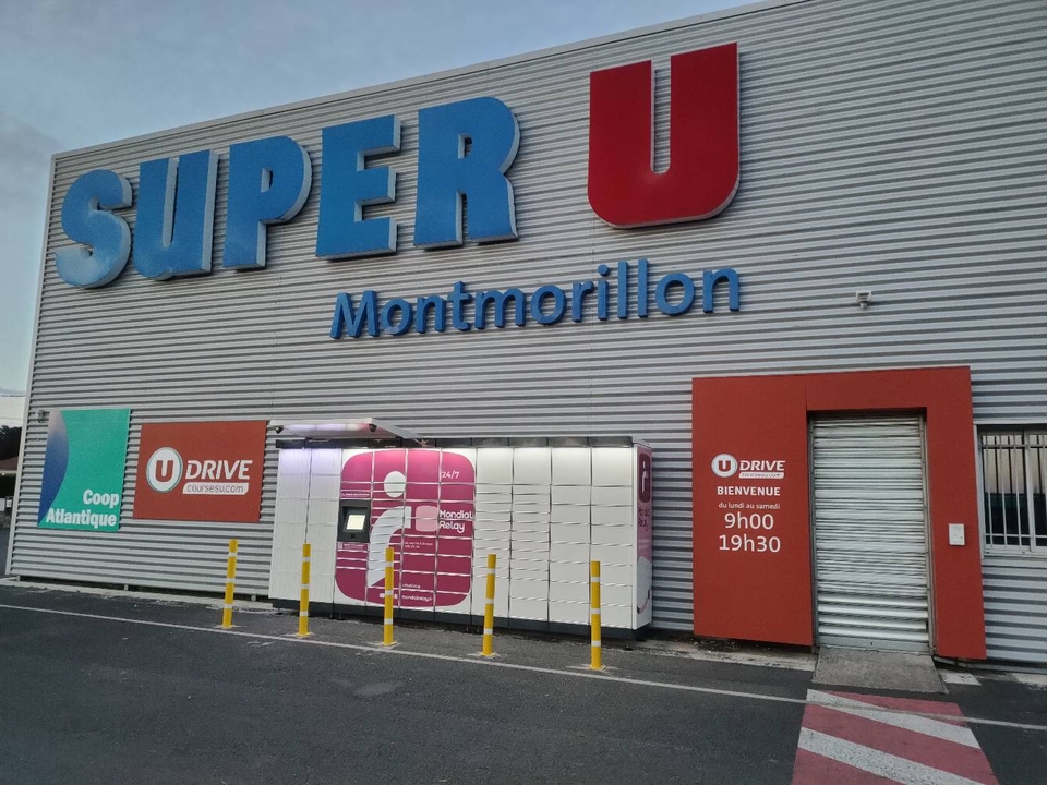 Locker 24/7 Super U Montmorill, 106 106 Avenue Victor Hugo, 86500 Montmorillon