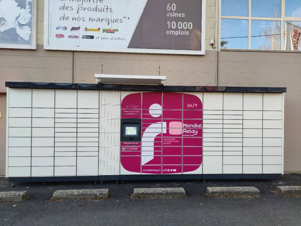 Locker 24/7 Intermarche Lalinde, 29 32 Avenue Eugène Le Roy, 24150 Lalinde
