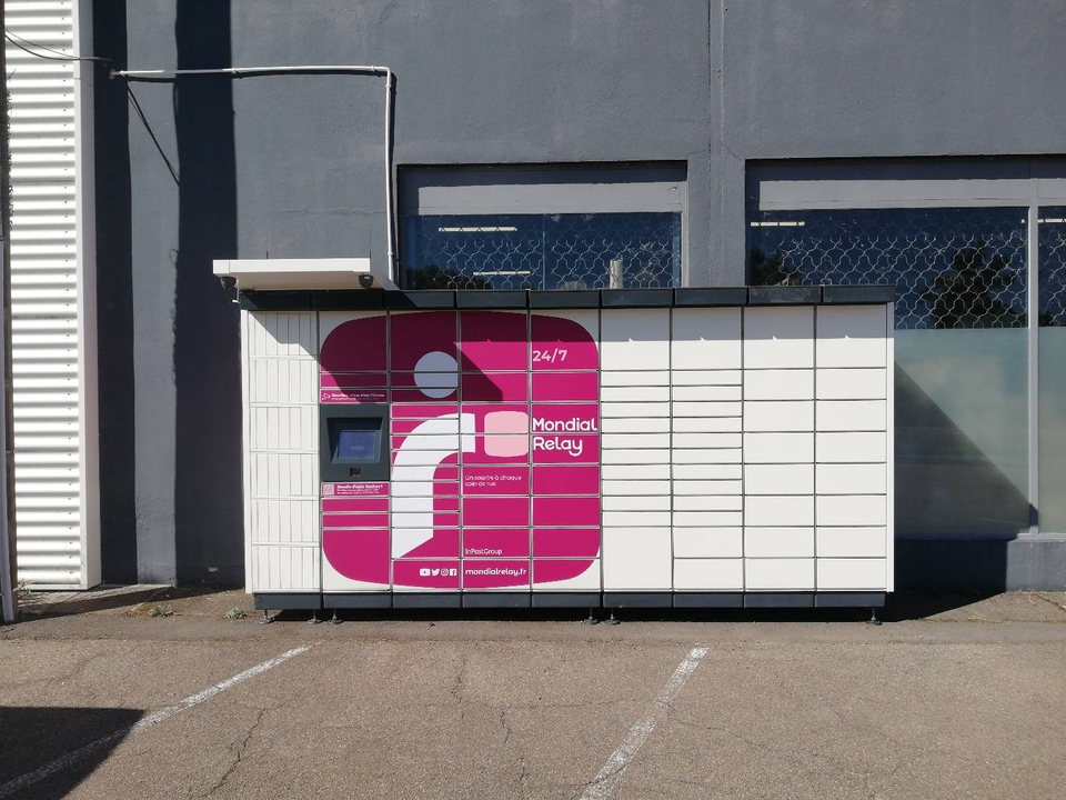 Locker 24/7 Feedershop Parigny, 70 70 Rue de l'Étang, 42120 Parigny