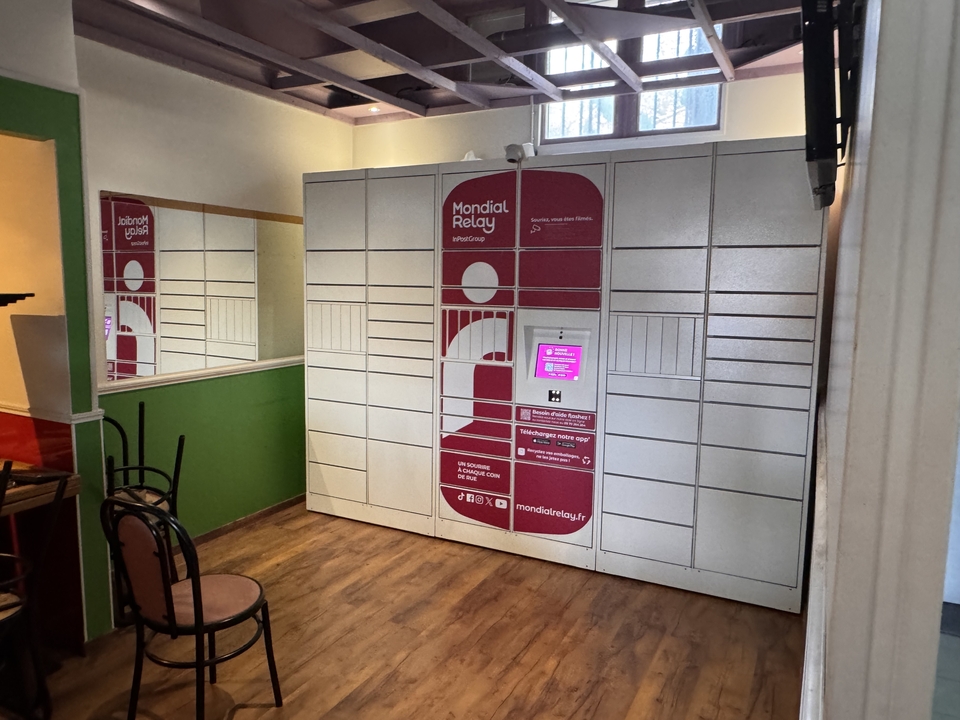 Locker Longchamp, 1 1 Place de la resistance, 78230 Le Pecq