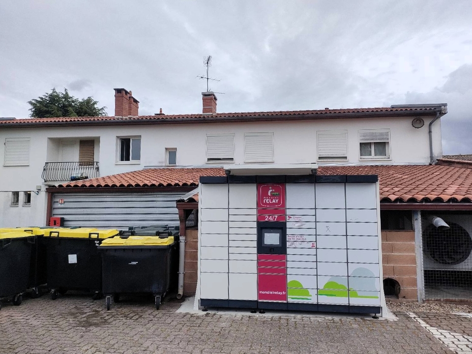 Locker 24/7 Carrefour City, 11 11 Route de Mons, 31130 Balma