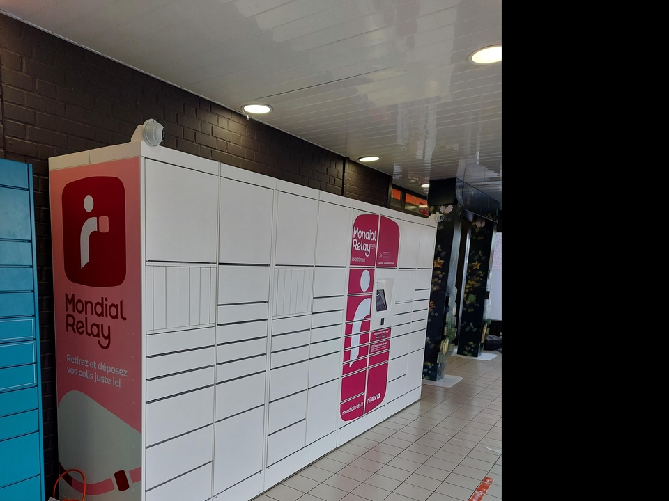 Locker Carrefour Market 62790 Leforest, 62 62 Avenue François Mitterrand, 62790 Leforest