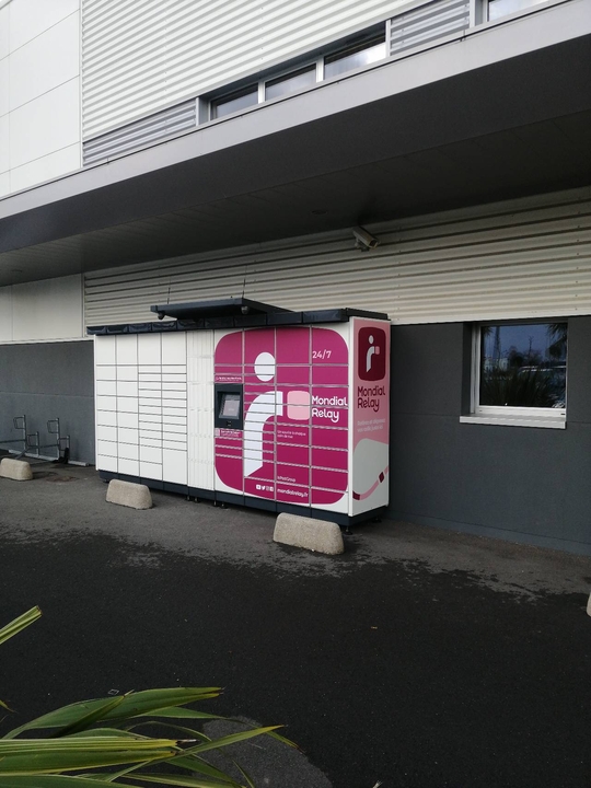 Locker 24/7 Super U 53170 Mesl, 5000 Rue des Tilleuls, 53170 Meslay-du-Maine
