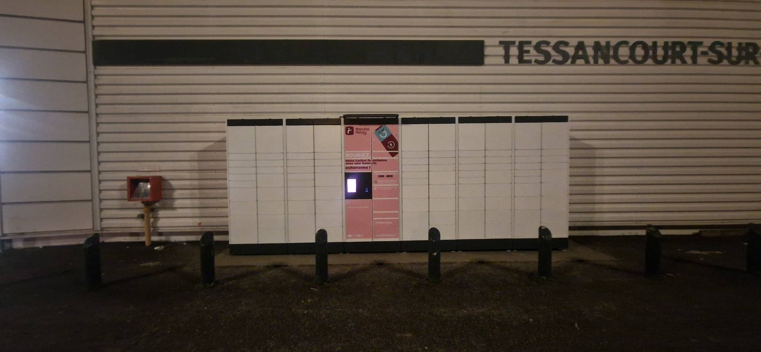 Locker 24/7 Auchan, Av De La Libération De Meulan 28 Août 1944, 78250 Tessancourt-Sur-Aubette