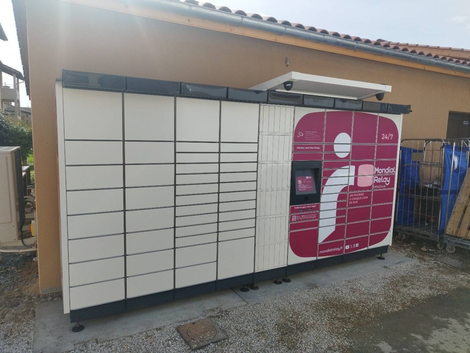 Locker 24/7 Proxi Liergues Porte des Pierres Dorees, 178 178 Rue du Château de l'Éclair, 69400 Porte des Pierres Dorées