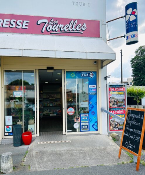 Tabac les Tourelles, 1 Rue Winston Churchill, 33700 Mérignac