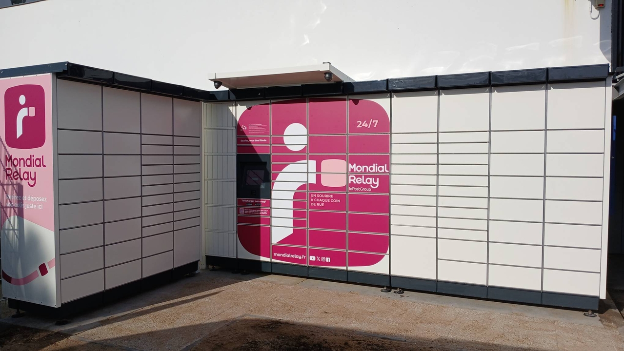 Locker 24/7 Super U Montoir de Bretagne, Rue François Mitterrand, 44550 Montoir-de-Bretagne