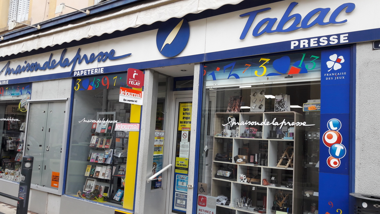 Maison de la Presse, 4 Avenue Charles de Gaulle, 71600 Paray-le-Monial