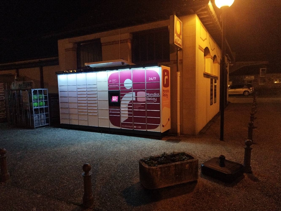 Locker 24/7 Proxi 35150 Piré-Chancé, 2 2 Place de la Porte, 35150 Piré-Chancé