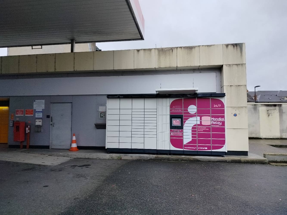 Locker 24/7 Esso Express Brive la Gaillarde, 7 Boulevard Brune, 19100 Brive-la-Gaillarde