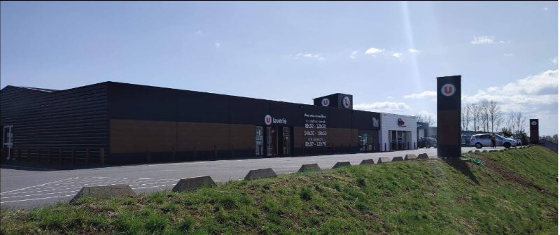 Locker 24/7 Utile Pierrefort, 2 2 Rue de l'Aubrac, 15230 Pierrefort