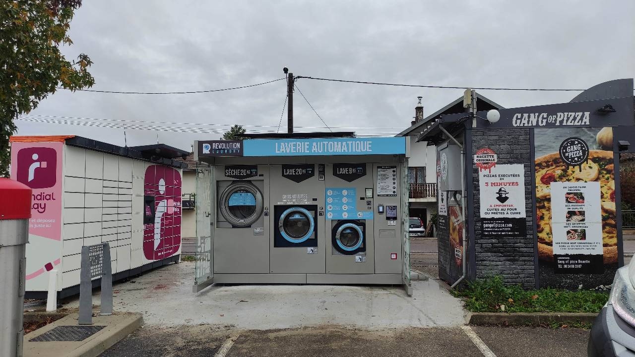 Locker 24/7 Parking Carrefour Montferrand-Le-Chateau, 2 31 Rue de Besançon, 25320 Montferrand-le-Château
