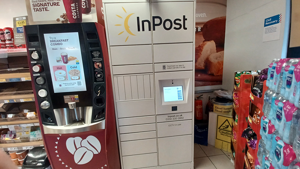 Фото поштомата від InPost: InPost UK00193349
