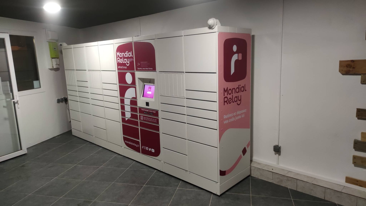Locker Clean Matic 13015 Marseille, 33 33 Boulevard du Bosphore, 13015 Marseille