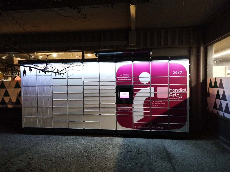 Locker 24/7 Spar Saint-Egreve, 79 79 Avenue Général de Gaulle, 38120 Saint-Egrève