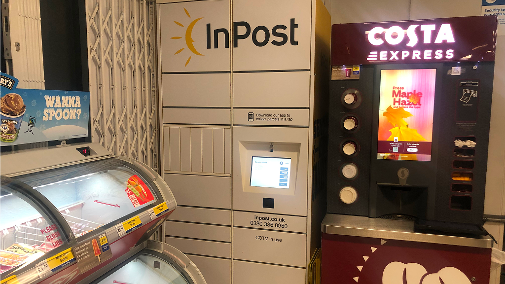 InPost's photo of the locker: InPost UK00193714